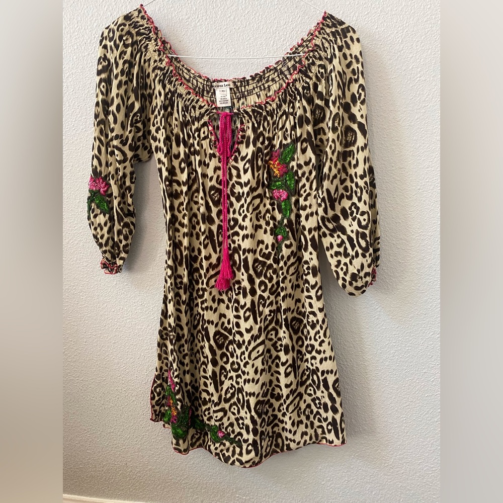 Animal print embroidered tunic